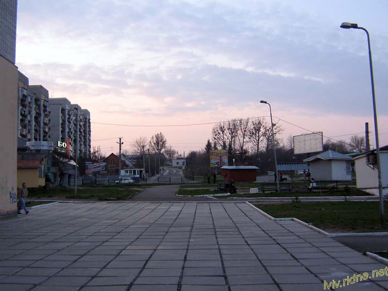 Проспект Чорновола (700-річчя) Проспект Чорновола (700-річчя)